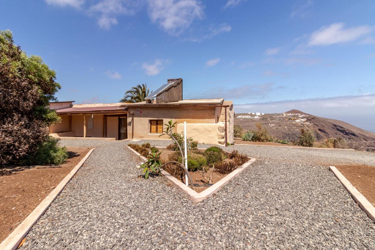 Flatguest Charming House + Pool + Terrace + Views Villa Santa Maria de Guia de Gran Canaria Kültér fotó